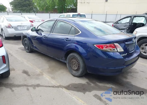 2009 Mazda Mazda6 I Sport z USA, uszkodzony, nr VIN 1YVHP81HX95M50198